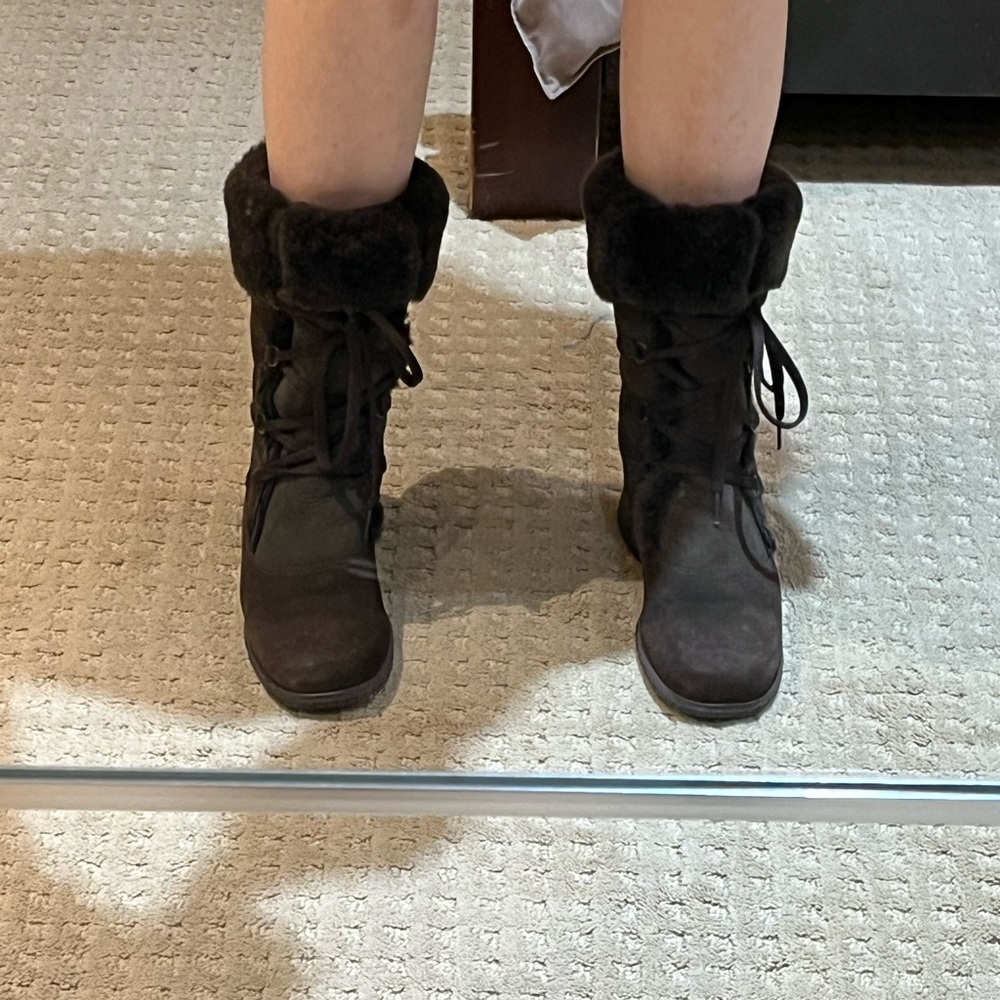 La Canadienne Suede Shearling Wedge Heel Boots.